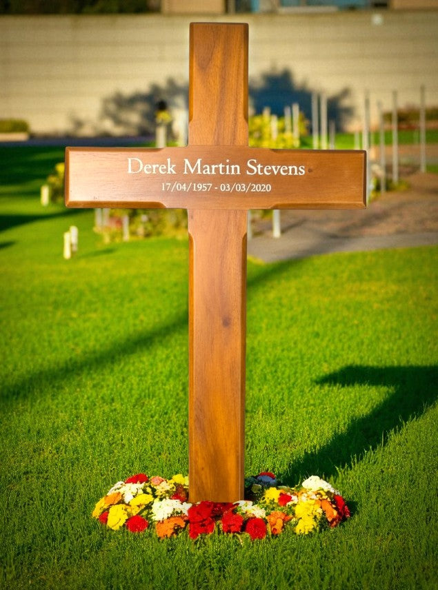 Personalised Mahogany Memorial Cross – Durable Wooden Grave Marker for Outdoor Use